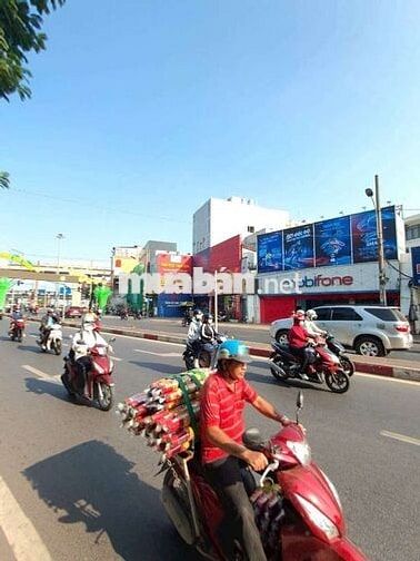 CHO THUÊ MẶT TIỀN VÕ VĂN NGÂN ĐỐI DIỆN TRƯỜNG ĐẠI HỌC 