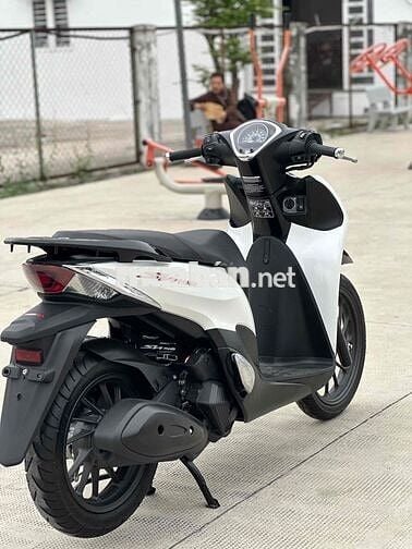 Honda SH Mode 2023 ABS Trắng đen