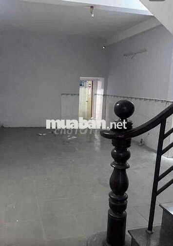 NHÀ MT NHÁNH ĐƯỜNG XE TẢI THÔNG . GẦN TRƯỜNG CHINH GIÁP Tân BÌNH 