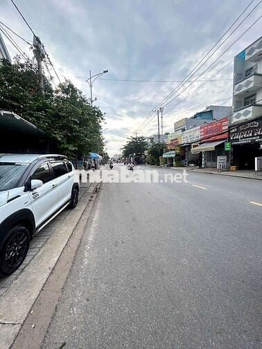 Cần cho thuê  mặt tiền Trung Mỹ Tầy  Q12 DT 8 x 24   giạ 25 triẻu TL