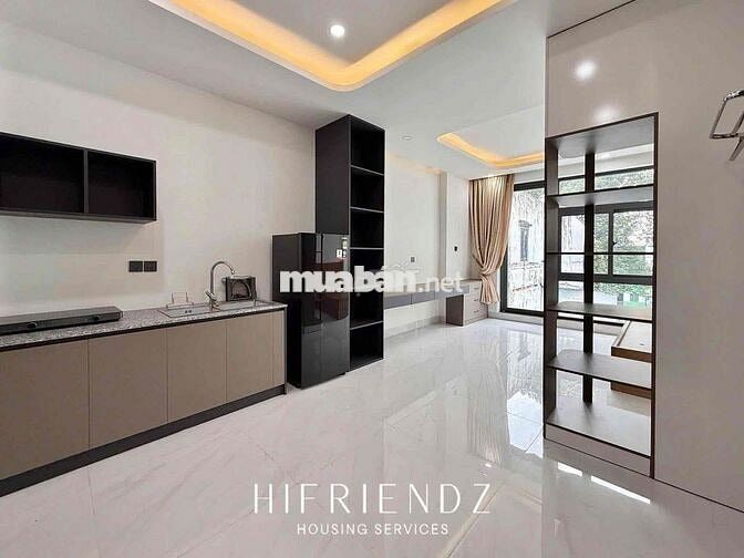 Studio siêu rộng, cửa sổ view kính, ngay khu Phan Xích Long - Vạn Kiếp