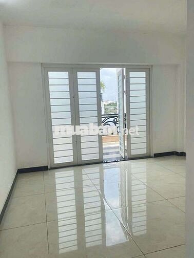 CHO THUÊ BIỆT THỰ 1 TRỆT 2 LẦU, DT 7×20 CÓ 6PN,4WC. HẺM XE HƠI