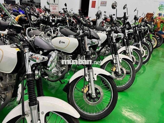 SYM Husky 125 Trắng