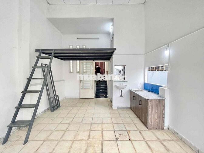 CHO THUÊ PHÒNG MỚI XÂY GIÁ RẺ GẦN CHỢ HẠNH THÔNG TÂY