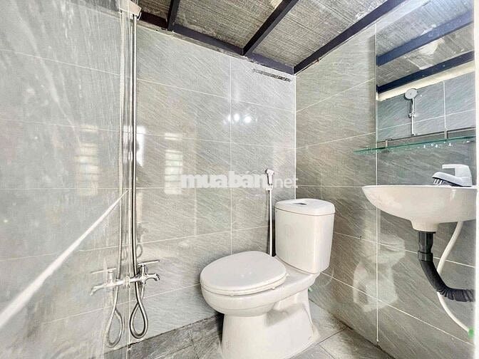 CHO THUÊ PHÒNG MỚI XÂY GIÁ RẺ GẦN CHỢ HẠNH THÔNG TÂY