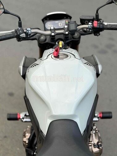 Honda CB650R Xám xi măng 3000 km