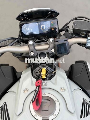 Honda CB650R Xám xi măng 3000 km