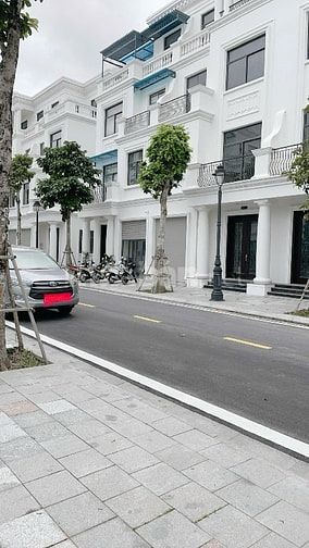 Chính chủ bán căn vin cầu rào. Vị trí đẹp