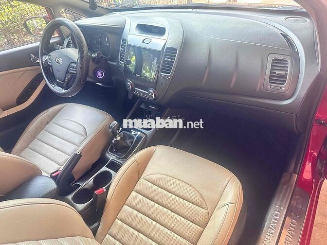 KIA Cerato Đỏ 90000 km