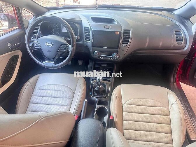 KIA Cerato Đỏ 90000 km
