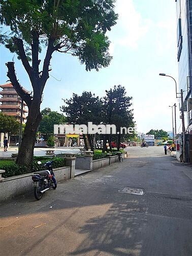 CƯ XÁ NGUYỄN VĂN TRỖI–CẦU CÔNG LÝ GIÁP QUẬN 3–VIEW KÊNH NHIÊU LỘC–80M2