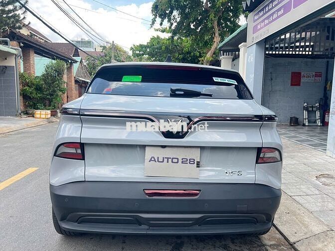 Xe điện VinFast VF6 Eco 2025 Xám