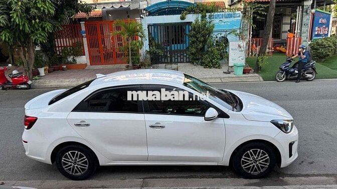 Kia Soluto 2022 1.4 AT Deluxe Trắng