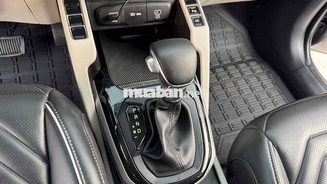 Kia Carens 2024 1.5G Luxury 65.000km xe gia đình