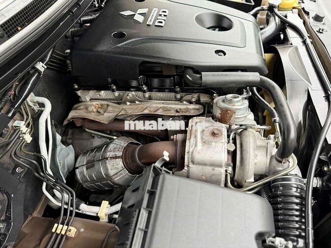 Mitsubishi Triton Premium 2019 Nâu