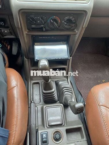Mitsubishi Pajero 2007 Xanh rêu