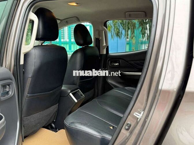Mitsubishi Triton Premium 2019 Nâu