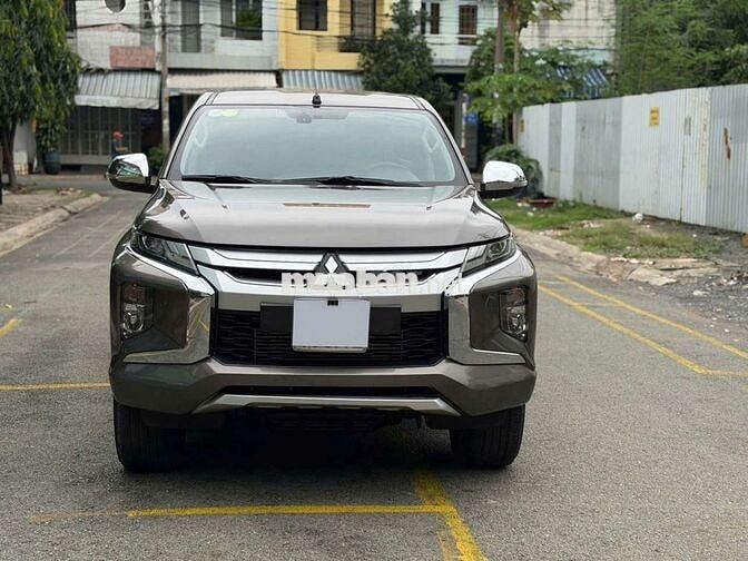 Mitsubishi Triton Premium 2019 Nâu