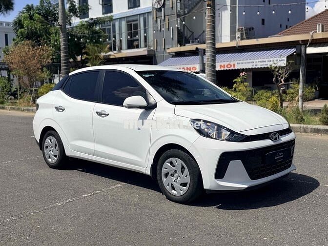 Hyundai i10 Sedan 2024 Trắng 63000 km