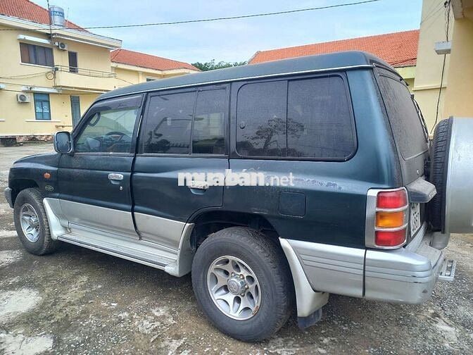 Mitsubishi Pajero 2007 Xanh rêu