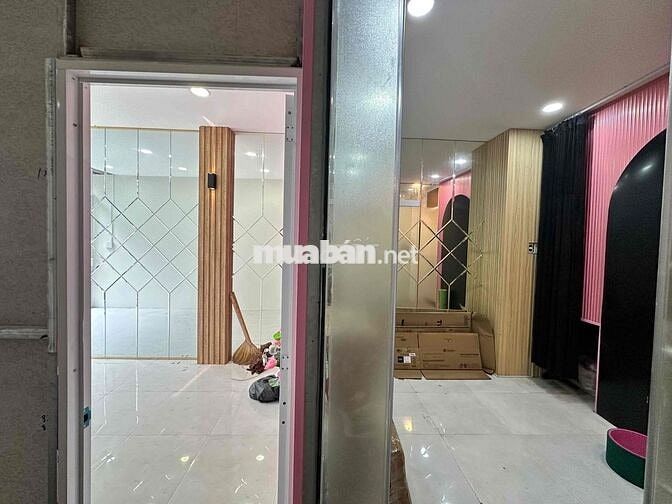 MBKD MẶT TIỀN ĐƯỜNG SỐ TÂN PHÚ SÁT CHỢ TÂN MỸ LÀM SPA, NAIL, SALON,…