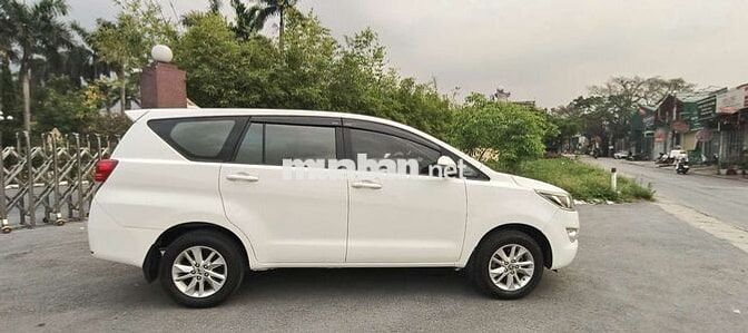 Innova E số sàn 2019 xe Zin