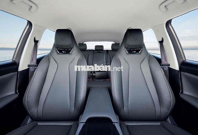 Xe điện VinFast VF 8