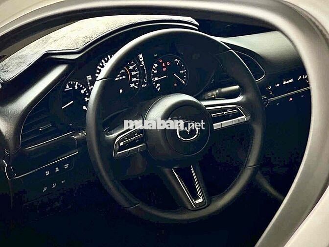 Mazda 3 2024 Luxury Trắng