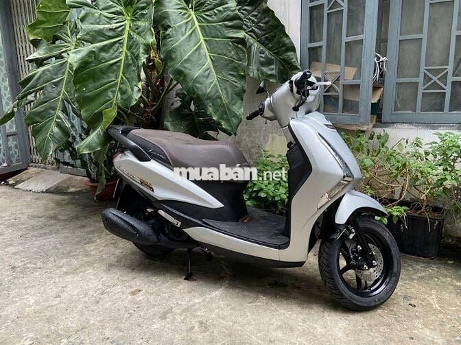 Yamaha Latte 2022 Bạc