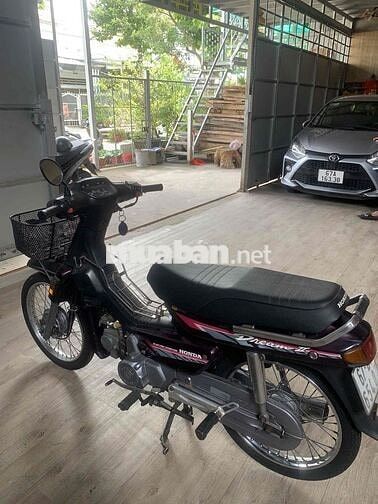 Honda Dream cá mập 1992 Tím