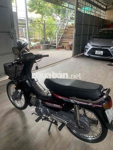 Honda Dream cá mập 1992 Tím