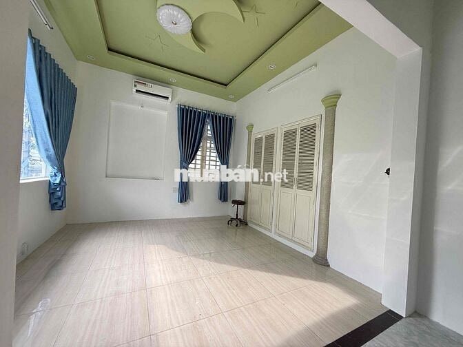 Cho thuê mặt bằng ngang 8 Ngay trung tâm Phường Phú Lợi Bình Dương