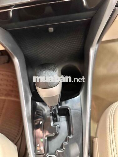 Toyota Vios màu Trắng