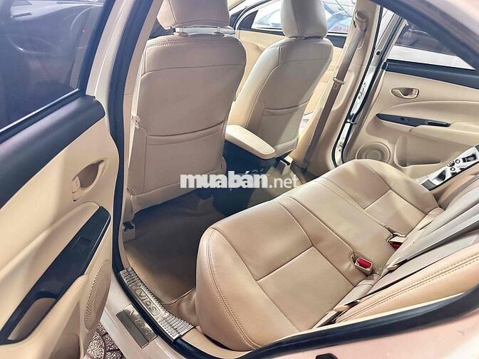Toyota Vios màu Trắng
