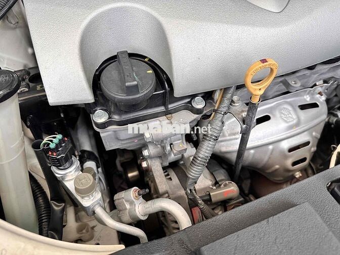 Toyota Vios màu Trắng