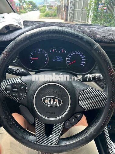 Kia Rondo Đen 7 chỗ 146.000 km