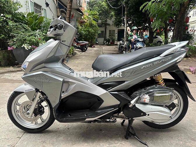 Air Blade 2017 Đặc biệt. BSTP 1 chủ công chứng