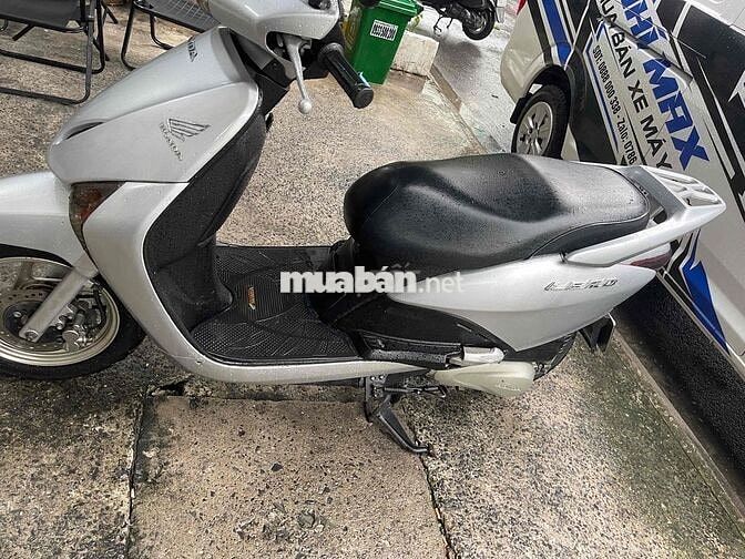 Honda Lead 2009 màu Bạc