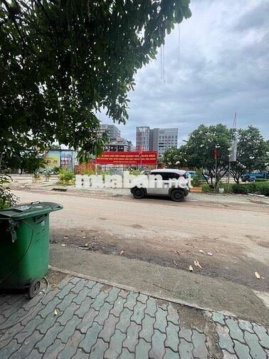 2pn + 1phòng khách rộng 60m2 ngay đh Vlang cs 3 đi bộ đến trường