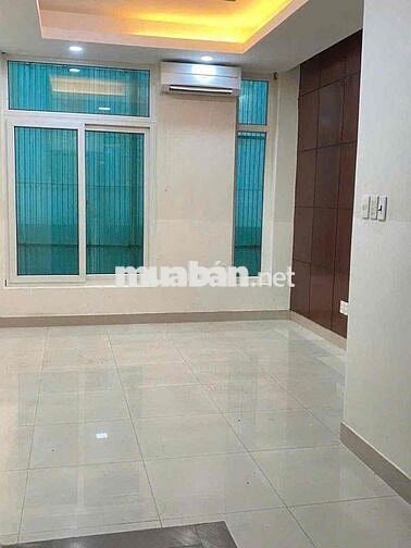 Nhà Hầm 3 Lầu View Công Viên Nguyên Hồng, Bình Thạnh – Chỉ 23 Triệu/Th