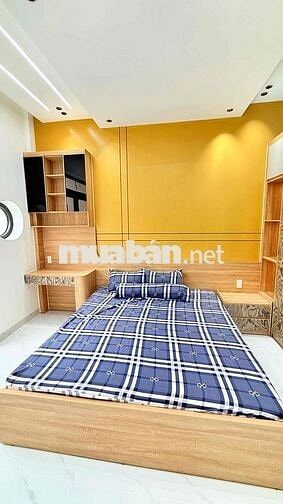 Nhà phố hiện đại sổ hoàn công khu dân cư lộc phát 22/12 eon bình duong