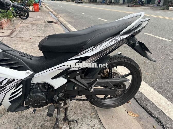 Yamaha BST72 Trắng đen