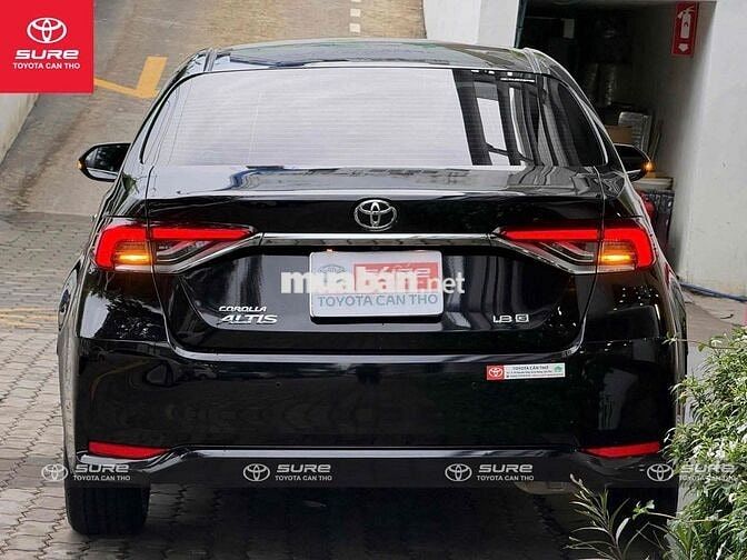 Toyota Corolla Altis 2022 1.8G Đen