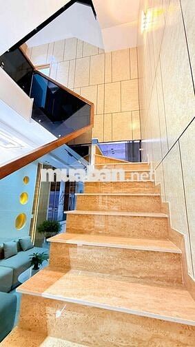 Nhà phố hiện đại sổ hoàn công khu dân cư lộc phát 22/12 eon bình duong