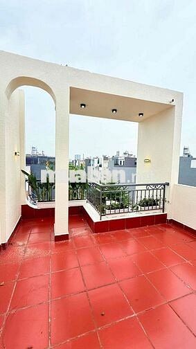Nhà phố hiện đại sổ hoàn công khu dân cư lộc phát 22/12 eon bình duong