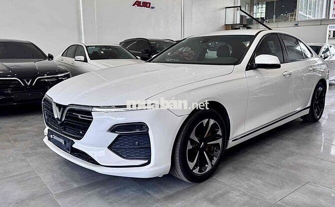 Vinfast Lux A 2020 Trắng