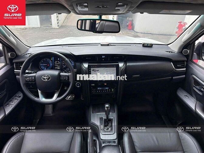 Toyota Fortuner G 4x2 2023 Trắng