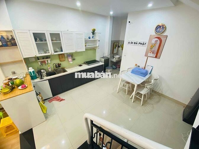 NHÀ SIÊU TRUNG TÂM TP PHẠM VĂN NGHỊ