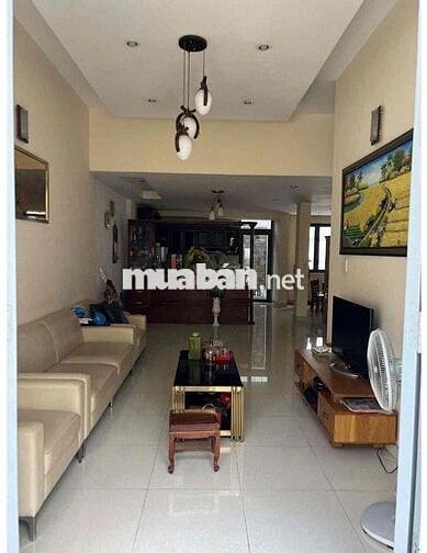 BÁN NHANH NHÀ HẺM 8M BÌNH THỚI, Q11. GIÁ 3TỶ240 CÒN TL SÂU