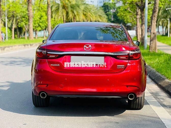 Mazda 6 2.0 Luxury model 2021